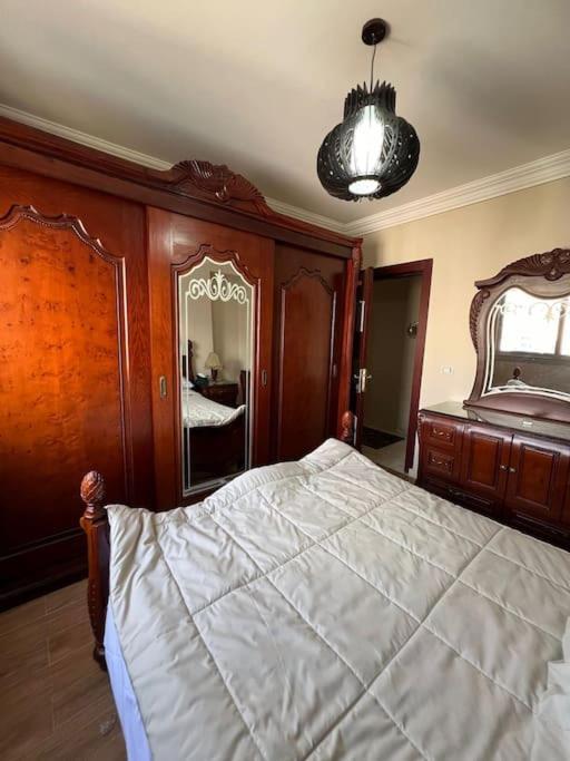 Spacious With Antique Furnishings & Views *