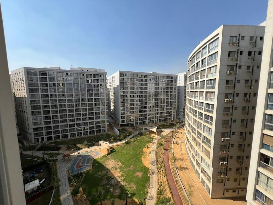 Spacious With Antique Furnishings & Views * Cairo